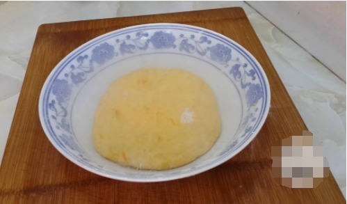 麻花|1个南瓜,2个鸡蛋,不用一滴水,做法比麻花简单,比南瓜饼都好吃