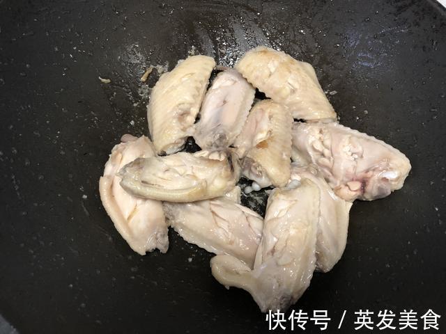 厨子|可乐鸡翅,要不要焯水?看看30年老厨子的做法,香甜嫩滑特别好吃