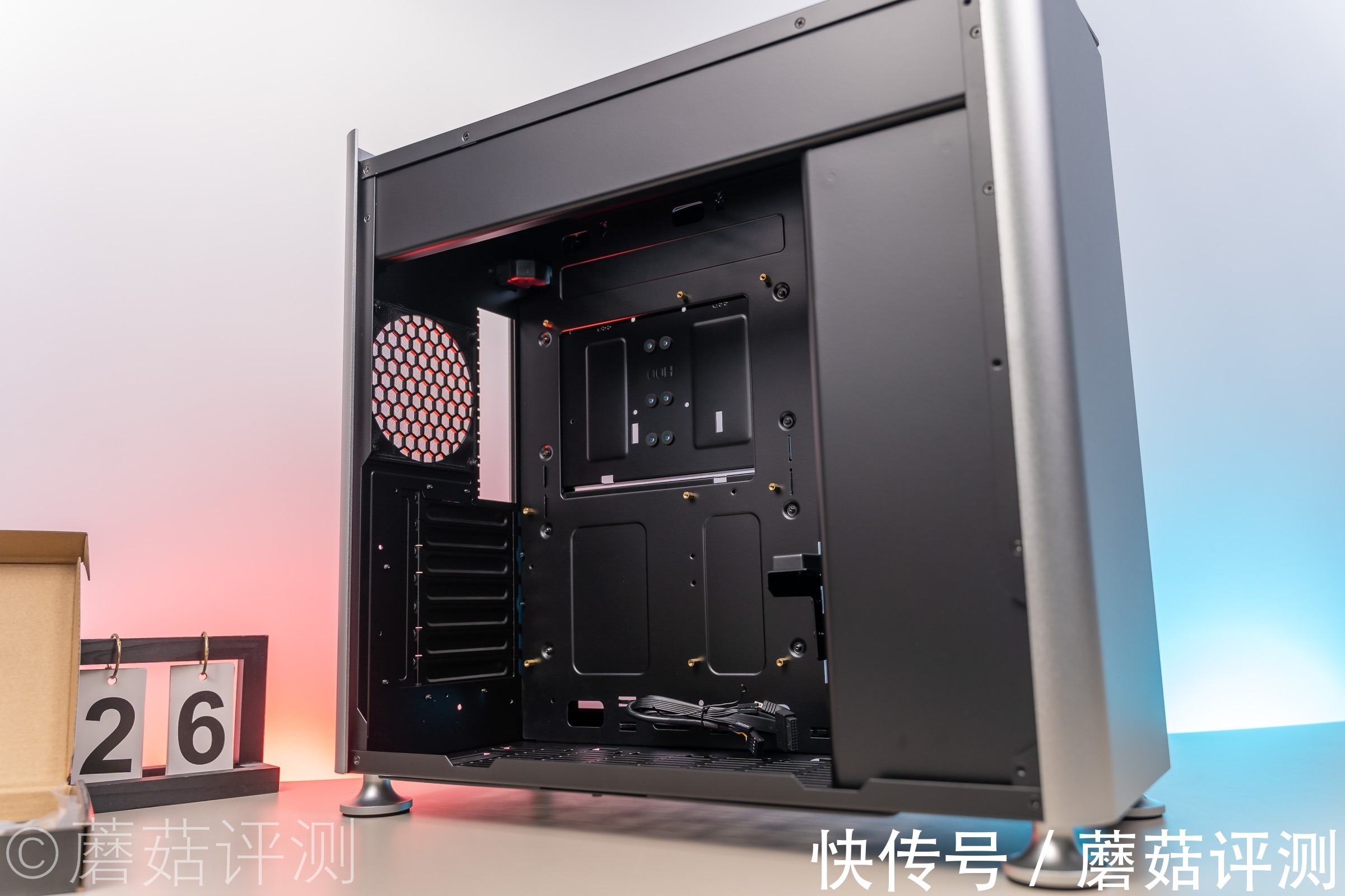 机箱|散热优秀，存储拓展性很棒！视频UP主与乔思伯I400机箱不得不说的故事
