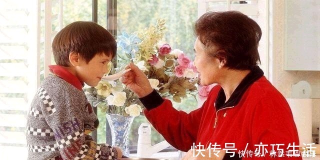 孩子|姥姥和奶奶带娃的区别,差距不是一般的大,两者出发点就不同了