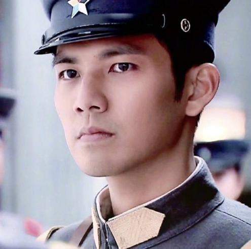 冷情|冷情司令和留洋联姻妻的乱世情缘,生逢乱世,身不由己