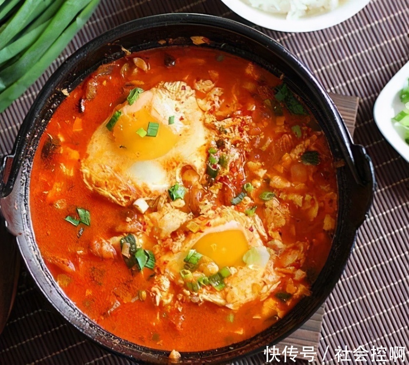 女性每天晚上吃3种美食,是延缓衰老,是补血养气的佳品