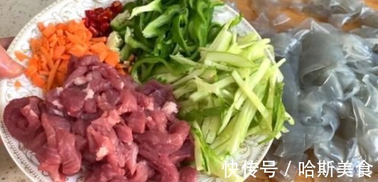 一道菜|夏季，脂肪最怕的一道菜，遇到别错过，一周吃5次都嫌少！