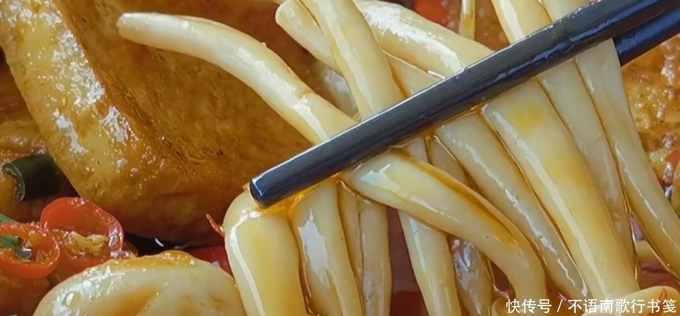 十足|手把手教你做豆腐煲,鲜香味美营养十足,出锅大人小孩都爱吃