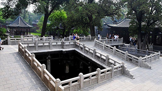 晋祠铁狮子|晋祠铁狮子曾经满身锈迹,专家用了三个“妙”招,最后修复成功