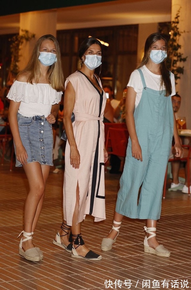 百搭|西班牙小公主个子猛窜，比姐姐还高了不少，同行时穿平底鞋好贴心