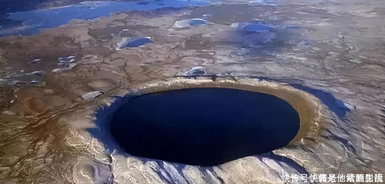 居民 南非一陨石坑:坑中住有55万居民,还有1千吨钻石黄金