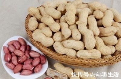 花生米|花生与它是绝配，连吃7天，清血管，降血压，记忆力强，身体棒！