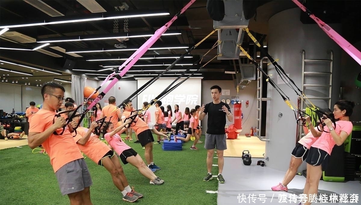 健身|去健身房锻炼和不去健身房自己练,哪个效果会更好