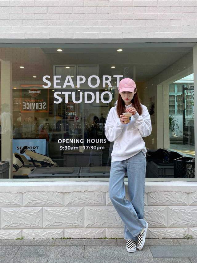 帆布鞋|秋游该这么穿,惊艳所有人,针织开衫搭配半身裙简约洋气,超好看