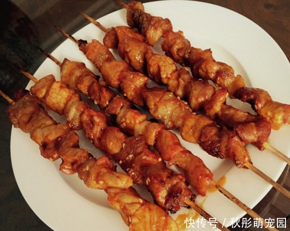 隐形|吃烧烤时,有三种“隐形贵菜”别不拿,成本高不易造假