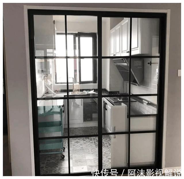 门窗|厨房空间小别担心，巧用设计让厨房变大，合理布局方便生活