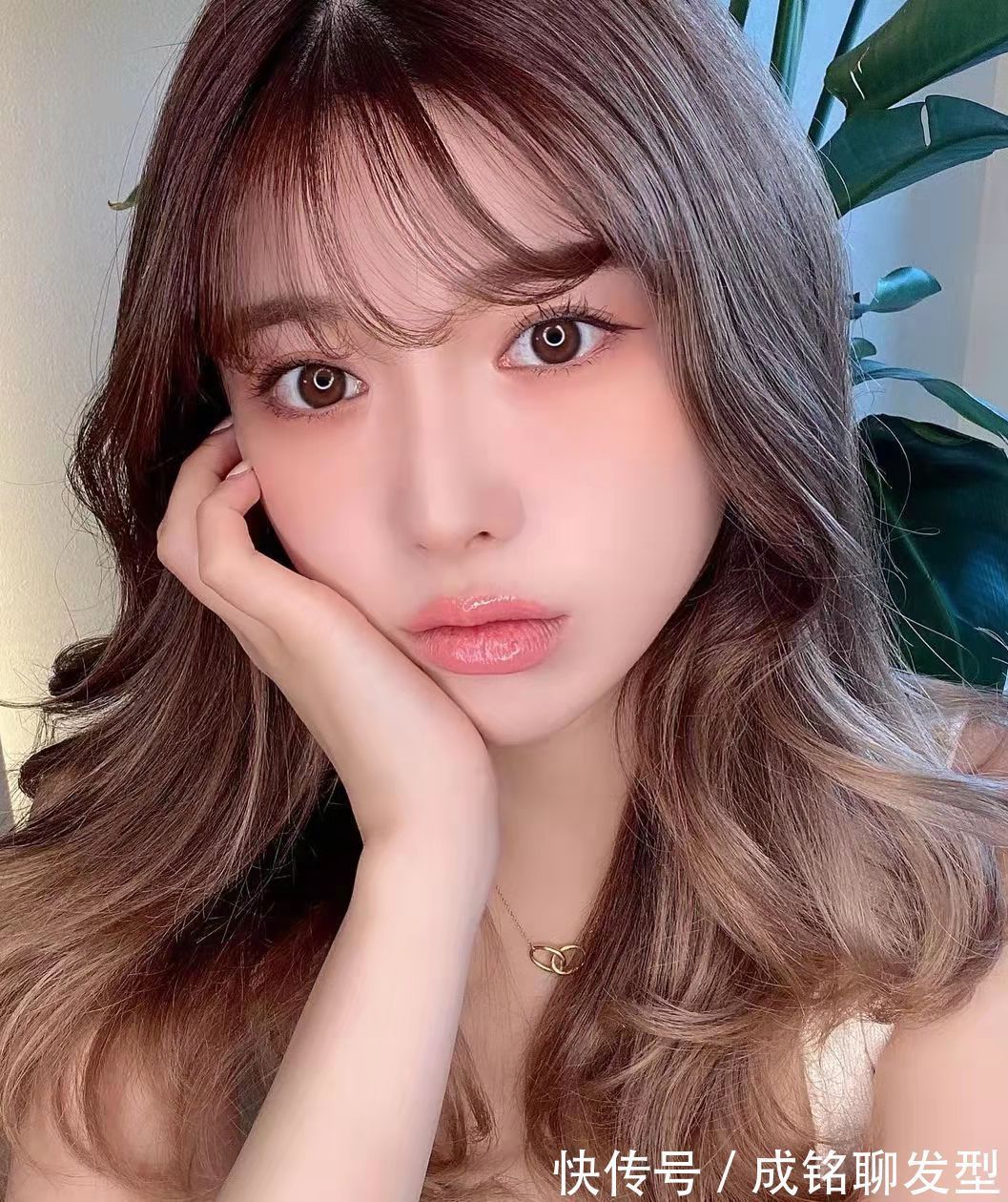 卷发 为什么烫发后总是失望?了解这4个细节,再也不担心烫发翻车了