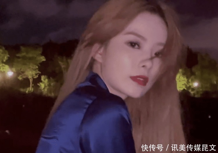 陈卓璇张艺凡身体不适,全程硬撑着表演完,结束后被队友扶下台