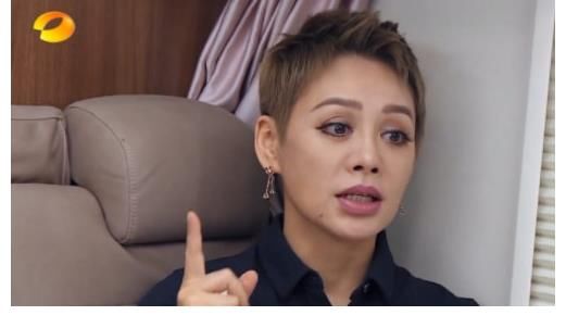 艺人|《中餐厅5》收视跌破0.5，宁静女王发言成笑话，龚俊也未拯救成功
