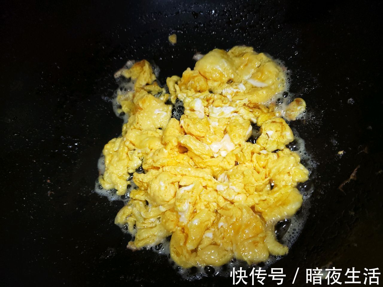 火腿肠|4道美食，建议人到了中年要常吃，别舍不得花钱，胜过保健品！