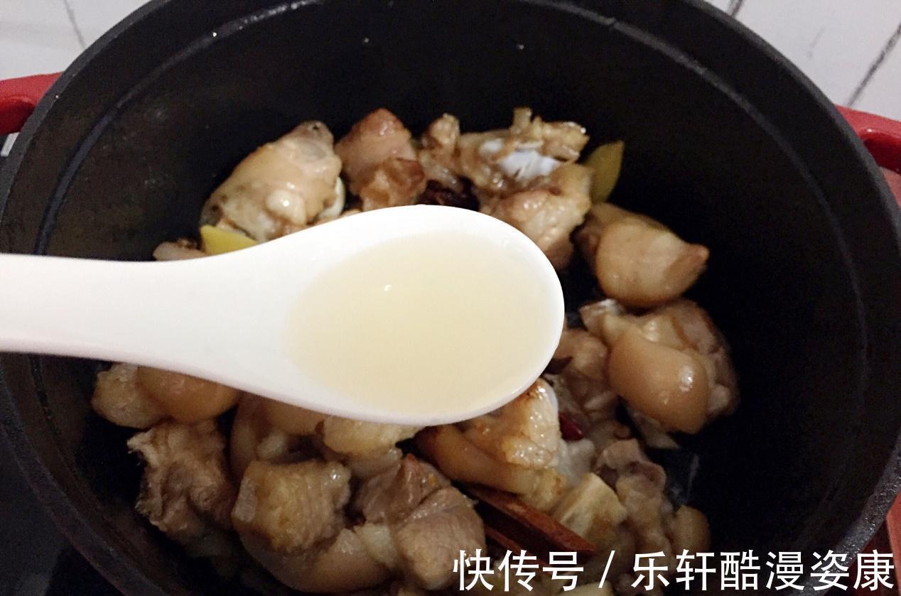 红烧猪蹄这样做，肥而不腻Q弹软糯，色香味俱全