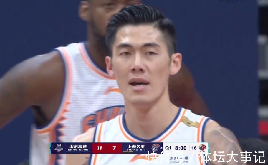 冯莱|两节输38分!李春江打蒙山东队,王哲林砍下19+9,哈德森7中1