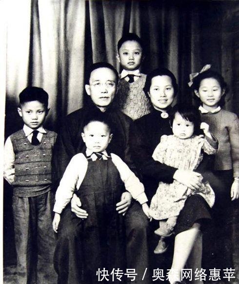 郭沫若:文学史上的巨人,感情史上的“罪人”,姐妹花为其自杀