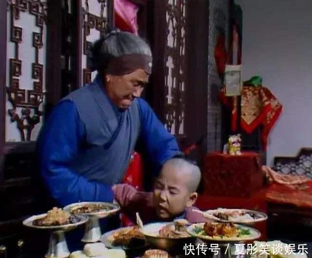 袭人$她演活了刘姥姥,20年后与板儿相见抱头痛哭,88岁还想演戏