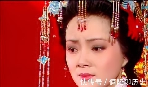 红楼梦$红楼梦里的她,听到宝玉向黛玉表白之后,决心要将二人拆散