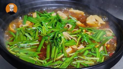 豆腐皮|豆腐皮别炒菜吃了,教你好吃新做法,我家1周吃3次,次次都光盘