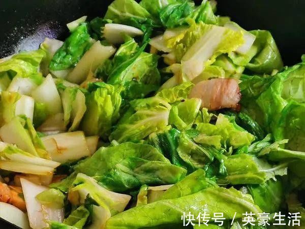 五花肉|冬天不吃它太可惜,营养是鸡蛋的8倍,才1块5一斤,现在吃正当季