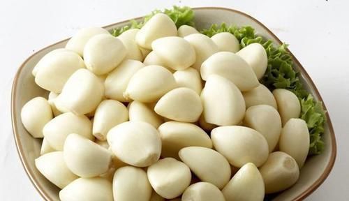 头发|头发提前变白不要怕，常吃这3种食物，让头发变得更加乌黑亮丽