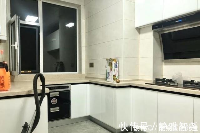 阳台|看他家新房,电视墙很大气,阳台打榻榻米很实用,忍不住晒晒全屋!