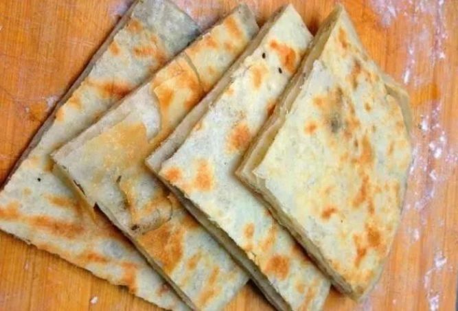 烙死面饼，牢牢记住“和面方法”，做好后柔软不硬，放凉也好吃
