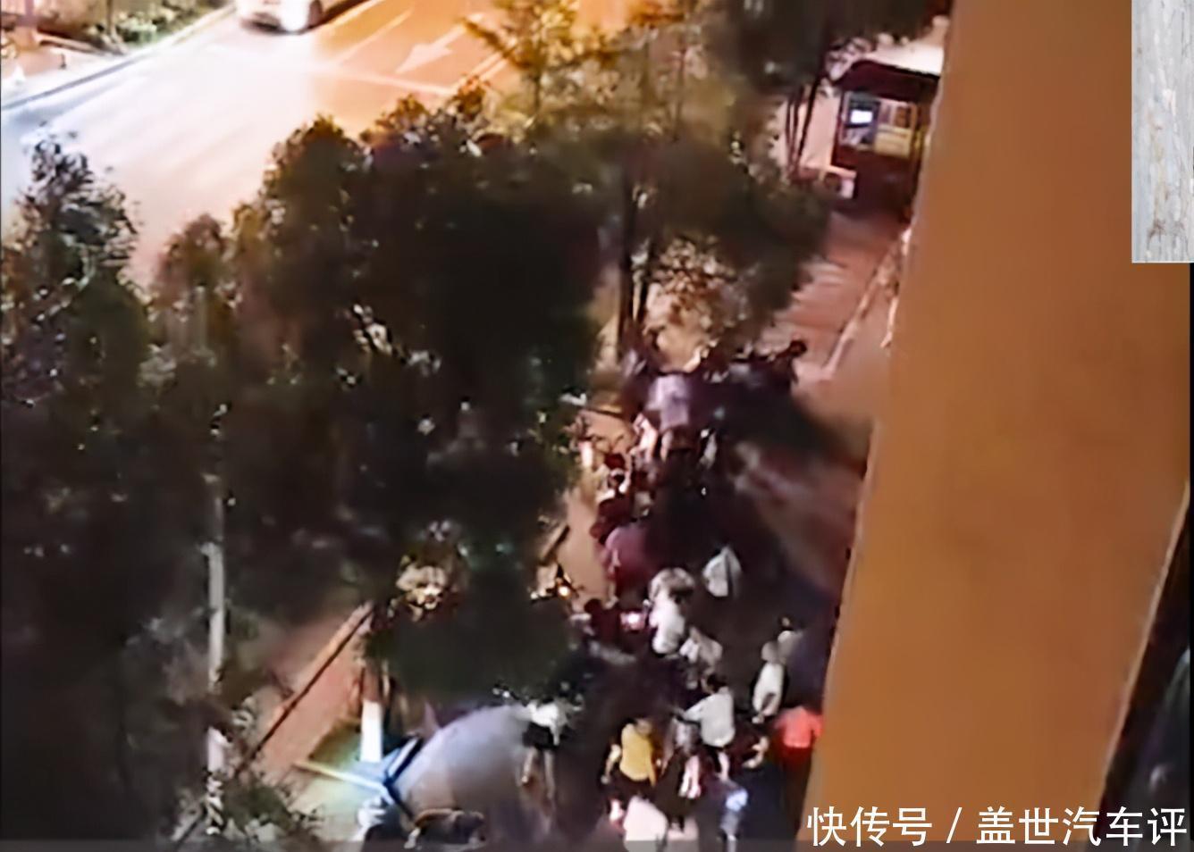 十多人|湖南男子买到发霉食品去更换,反遭十多人围殴,打断12根肋骨