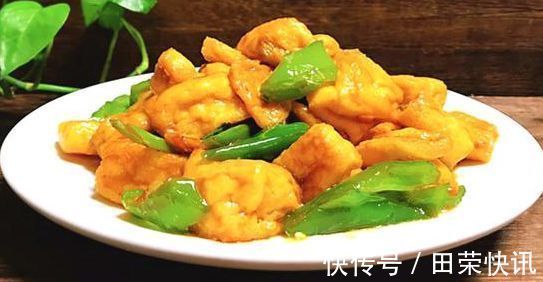 花生焖猪手|美食推荐宫保鸡丁、花生焖猪手、青椒油豆腐、口蘑卷心菜的做法