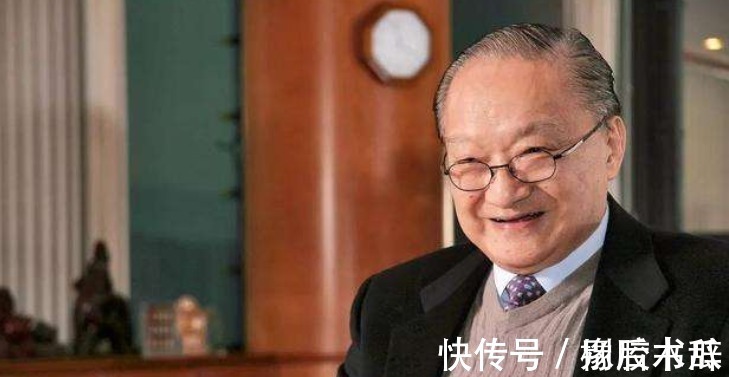 皈依佛门@批评金庸最狠的一个人!王朔对金庸的这5点批评,可谓一针见血!