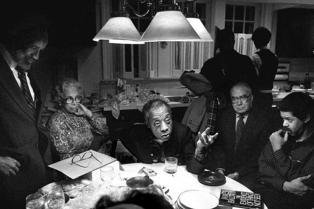 同行者|詹姆斯·鲍德温一个传教士、作家、散文家,马丁路德金的同行者