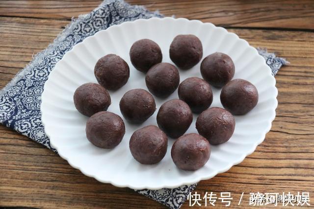 教你自制红豆沙，不用高压锅，不用破壁机，香甜软糯，孩子抢着吃