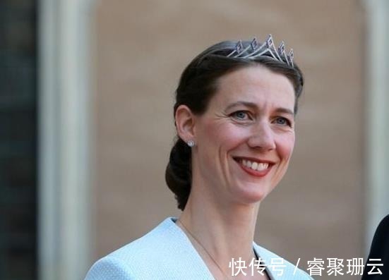 伊丽莎白!你见过最奇怪的珠宝长什么样?盘点世界上那些奇怪的珠宝们!