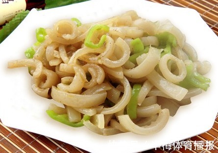 青椒|促进骨骼生长强壮身体,富含蛋白质好吃又营养,隔天做给孩子吃