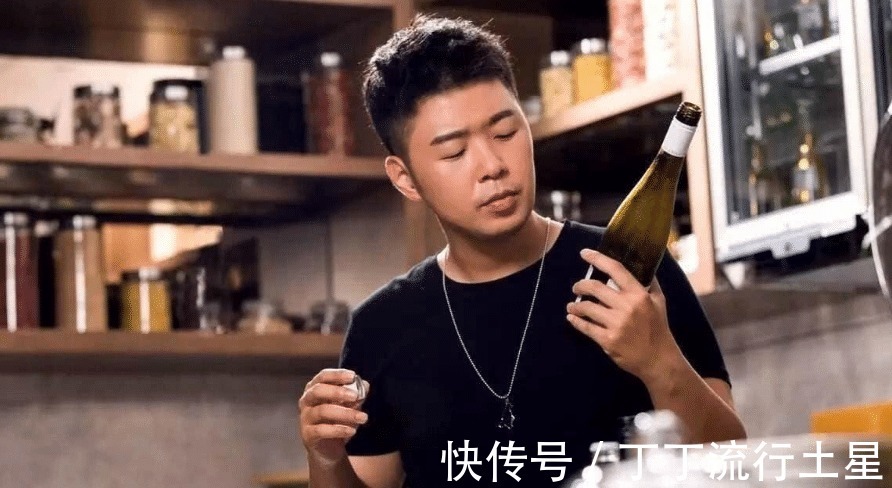 继谢娜官宣复工后,杜海涛时隔3个月首次营业,发文为新节目做宣传