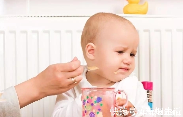 消化|孩子积食不消化,少进食可治标不治本,疏通消化才是关键