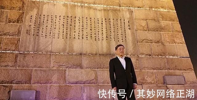 文学@余秋雨:陪伴我的只剩孤独,我的人生十分苍凉