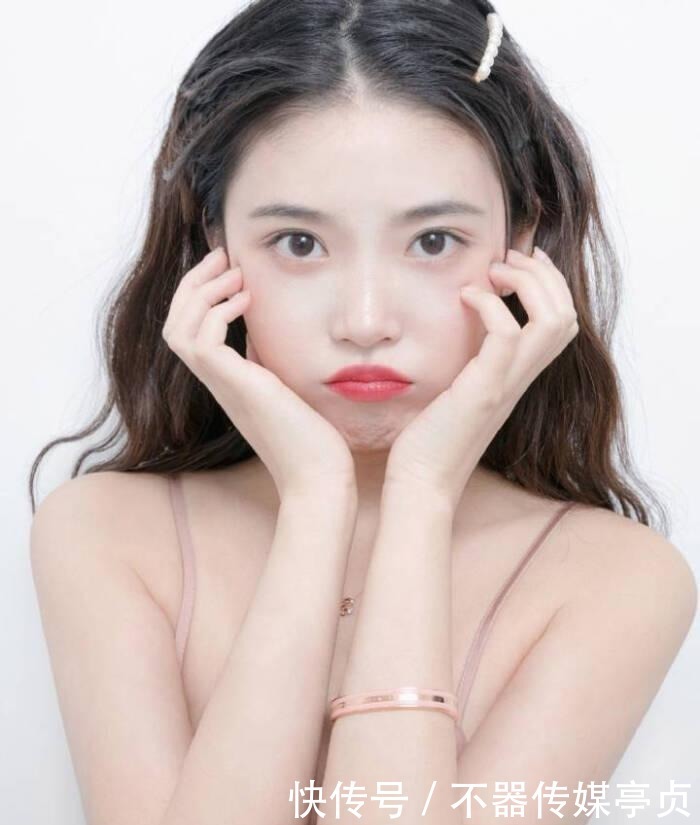 美女|普通人如何变“纯欲风”美女?掌握3点,你就是下一个半藏森林