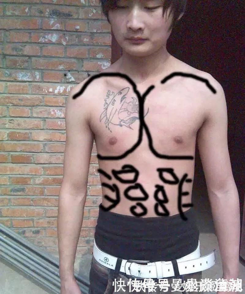 小知识|男人看到都害怕的腹肌速成法,想要迷人的腹肌,你敢挑战吗