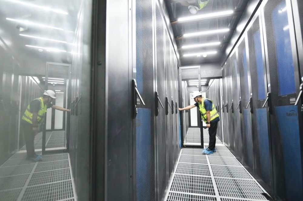 巴南|西部最大单体数据中心开始试运行 ：它成功创建重庆唯一5G产业建设基地，让巴南区打造千亿＂数智＂产业集团步伐坚实