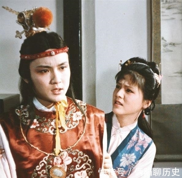 红楼梦$红楼梦里的她,听到宝玉向黛玉表白之后,决心要将二人拆散