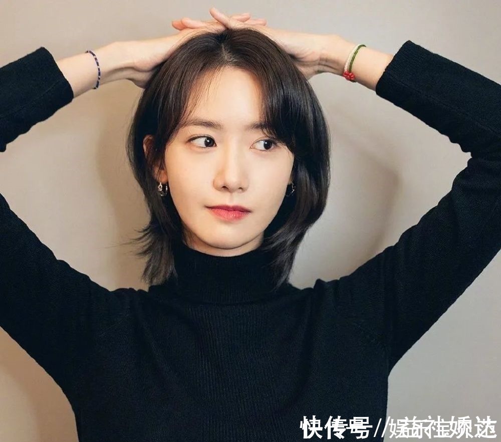 淡颜系|双眼皮、一字眉已经过时了,现在的美女标准是这样……