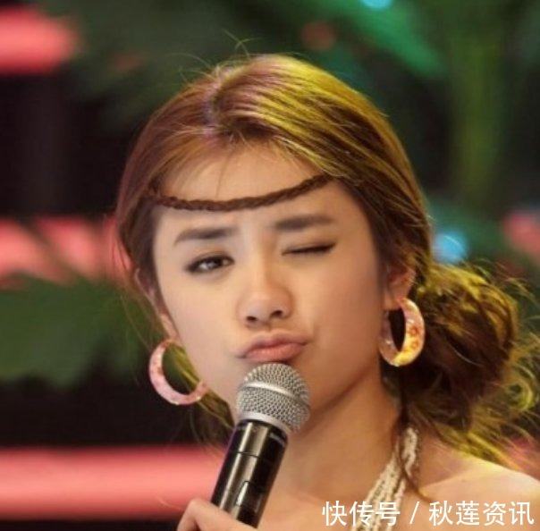 美女主持穿衣失誤,少穿一件衣服,同臺張國立硬是60分鐘沒轉頭!