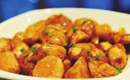 这菜2块5一斤，比土豆好吃，比红薯香甜，但是很少有人吃过