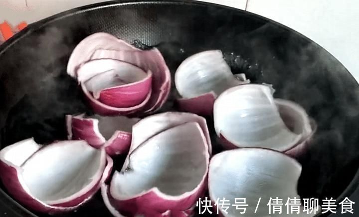 冬天洋葱别再炒着吃了,教你新做法,外酥里鲜,待客超有面子