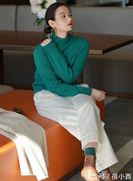高领衫 春季最火搭法还是“针织衫+半身裙”,不挑人又chic,穿出好气质