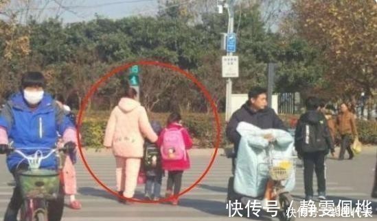 校园|“睡衣妈妈”成校园风景线，接娃不顾孩子尊严，家长：这样多方便